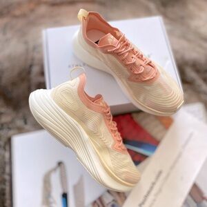 APL Streamline Sneakers (Women's)